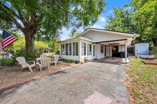 8605 Tupelo Drive, TAMPA, FL, 33637 | Card Image