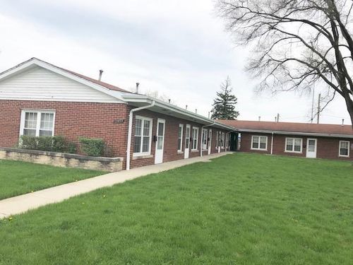 apt-4-12827 Irving Ave, Blue Island, IL, 60406-3550 | Card Image