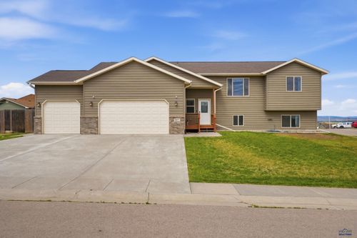 817 Lone Soldier Rd, Box Elder, SD, 57719-9526 | Card Image