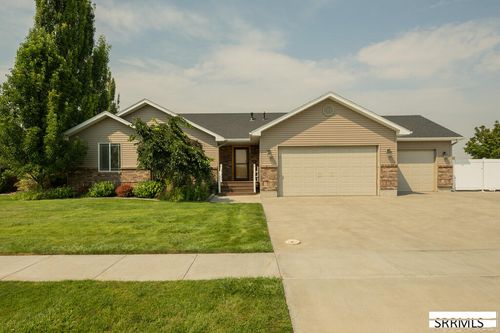 3801 Magenta Dr, Idaho Falls, ID, 83401-6234 | Card Image