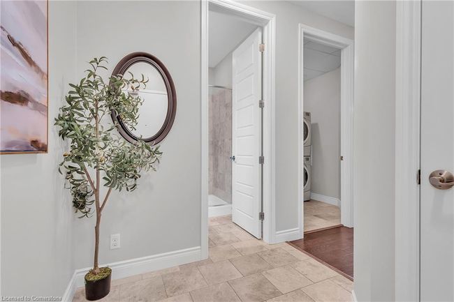 502 - 223 Erb St W, House attached with 2 bedrooms, 2 bathrooms and 1 parking in Waterloo ON | Image 5