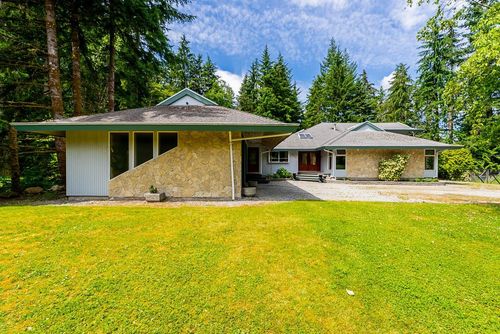 261 Strong Rd, Anmore, BC, V3H5E9 | Card Image