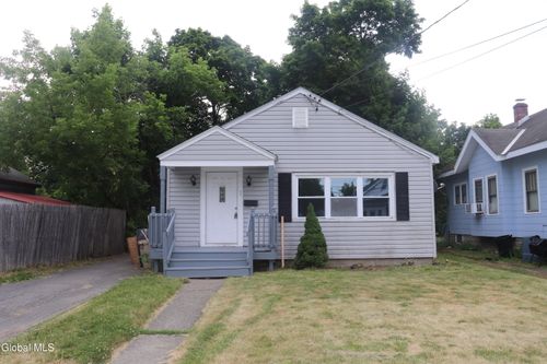 1 Holmes Ct, Albany, NY, 12209-1314 | Card Image