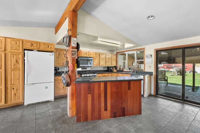 7350 Cedar Creek Rd, House other with 2 bedrooms, 2 bathrooms and null parking in Delton MI | Image 10