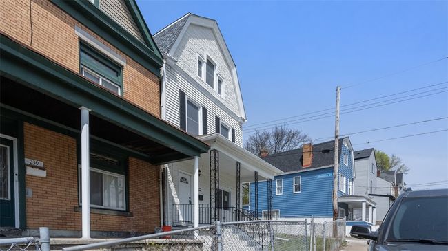 241 N Graham St, House other with 4 bedrooms, 2 bathrooms and null parking in Pittsburgh PA | Image 32