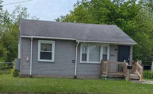 2713 Beechwood Avenue, Saginaw, MI, 48601 | Card Image