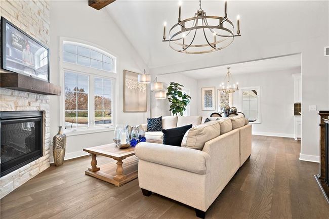 7229 Allman Dr, House other with 3 bedrooms, 3 bathrooms and null parking in Shawnee KS | Image 5