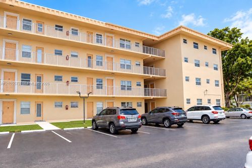 217-4191 Nw 41st St, Lauderdale Lakes, FL, 33319-4801 | Card Image