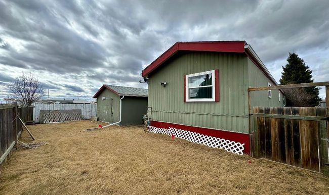 10313 100 Street, Home with 3 bedrooms, 2 bathrooms and 4 parking in Fairview AB | Image 25