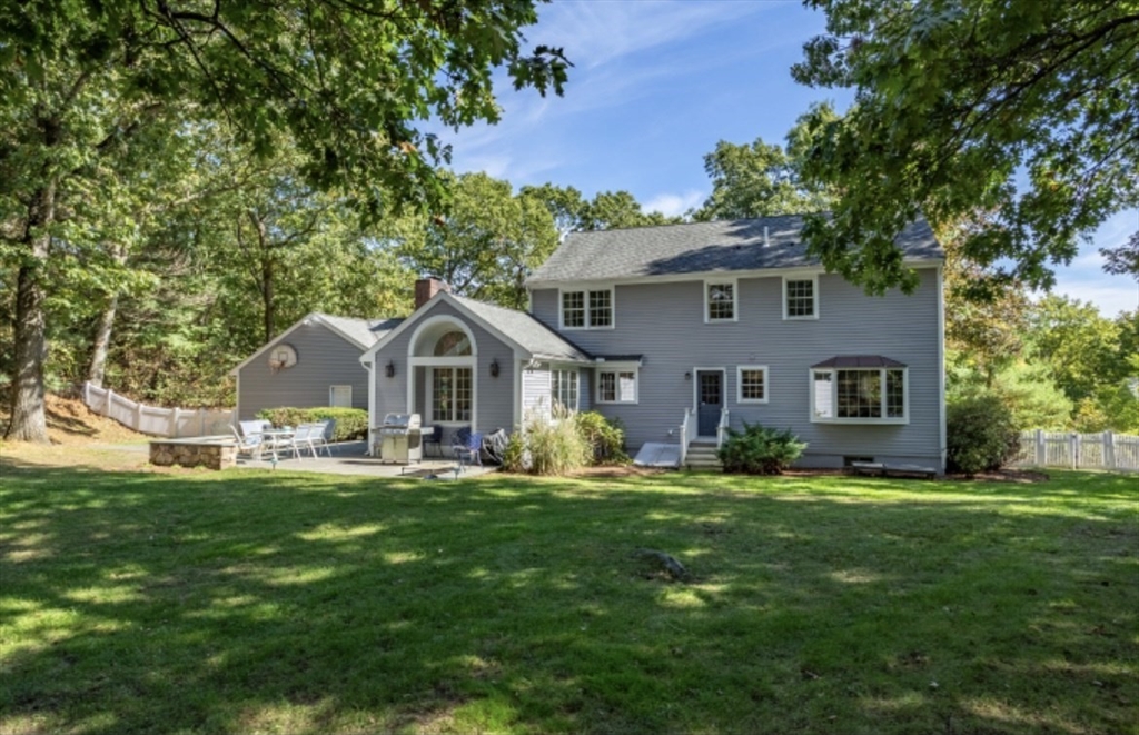 Kitson Park Dr, Lexington, MA 02421