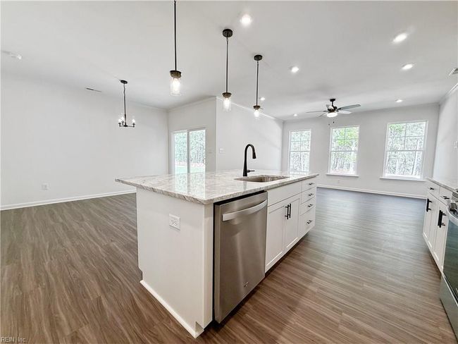 1539 Waltham Ln, House other with 4 bedrooms, 3 bathrooms and null parking in Newport News VA | Image 7