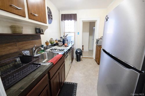 35-03 24th Ave, Astoria, NY, 11103-4405 | Card Image