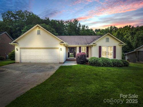 217 Rock Creek Dr, Lincolnton, NC, 28092-3629 | Card Image