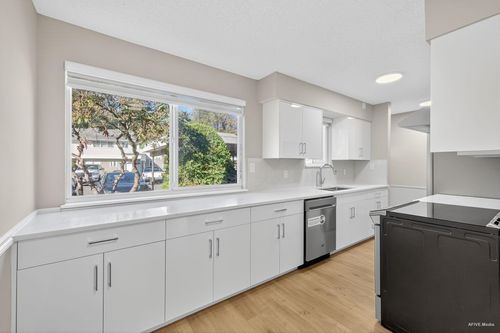 99-45185 Wolfe Rd, Chilliwack, BC, V2P1V5 | Card Image