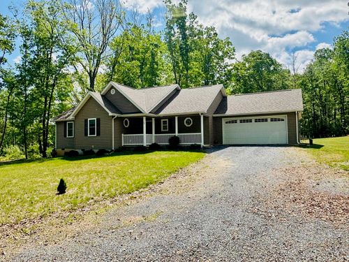 24 Hokie Ln, STUARTS DRAFT, VA, 24477-2554 | Card Image