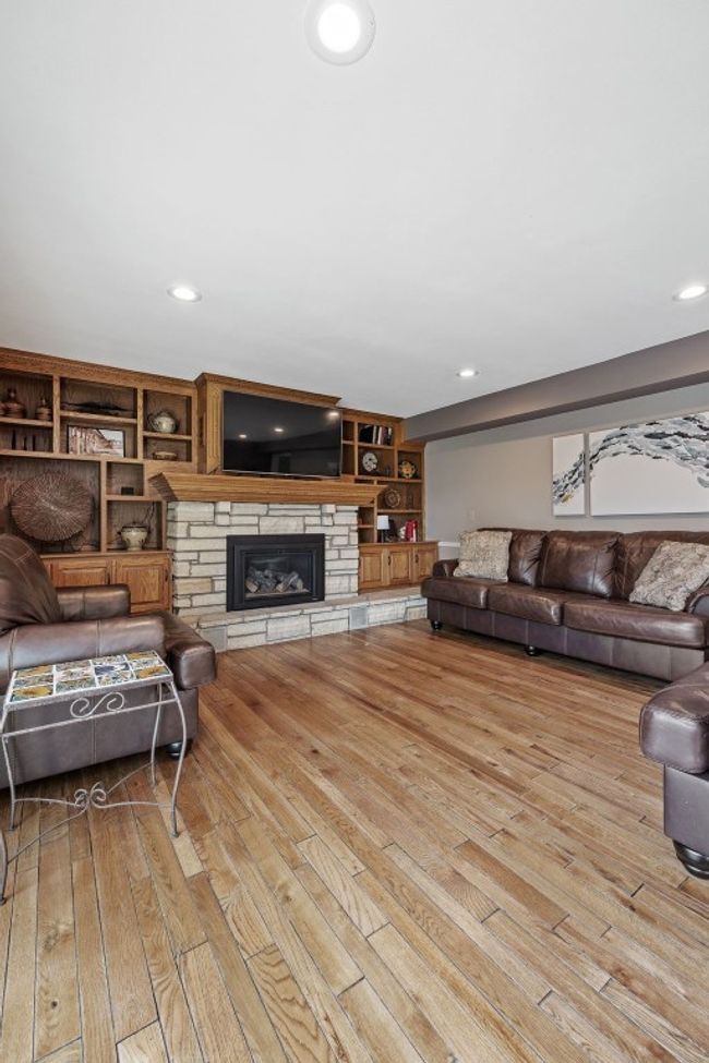 114 Tomahawk Trl, House other with 4 bedrooms, 4 bathrooms and null parking in Cedar Rapids IA | Image 9
