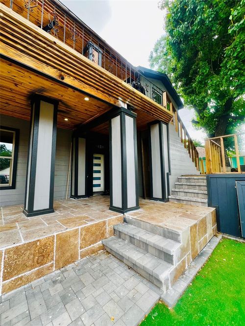 1713 Winter St, Houston, TX, 77007-4058 | Card Image