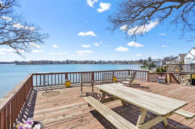 7989 Locklin, House other with 3 bedrooms, 1 bathrooms and null parking in West Bloomfield MI | Image 19