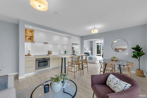 207-111 E 3rd St, North Vancouver, BC, V7L0C6 | Card Image