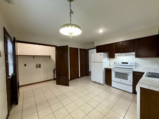 APT-7 - 110 Elleta Ave, Condo with 2 bedrooms, 2 bathrooms and null parking in Gallatin TN | Image 10