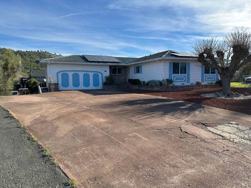 567 Pebble Way Street, Clearlake Oaks, CA, 95423 | Card Image