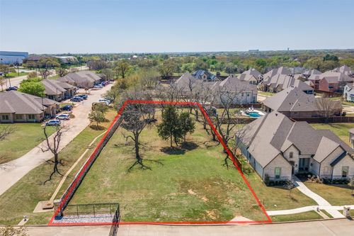 1706 Scarborough Dr, Arlington, TX, 76001-1600 | Card Image