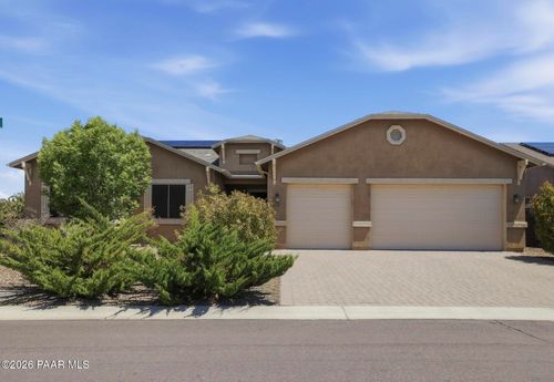 6372 E Clifton Ter, Prescott Valley, AZ, 86314-9382 | Card Image