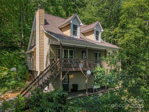 160 Turkey Hollow Ct, Waynesville, NC, 28785-5402 | Card Image