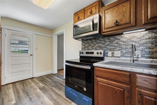 401 7 Th Ave, House other with 3 bedrooms, 2 bathrooms and null parking in Clarence IA | Image 14