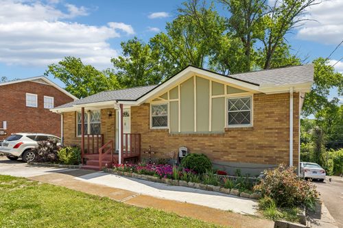 261 Eisenhower Dr, Nashville, TN, 37211-4030 | Card Image