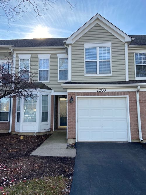 2203 Rossiter Pkwy, Plainfield, IL, 60586-8353 | Card Image