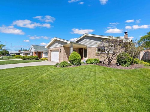 921 N Western Ave, Park Ridge, IL, 60068-2535 | Card Image