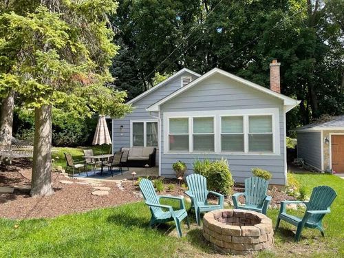 3 Geneva Ln, Fontana, WI, 53125-1477 | Card Image