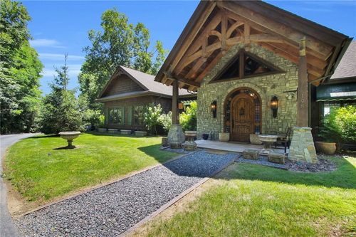 198 Orchard Lane, Blowing Rock, NC, 28605 | Card Image