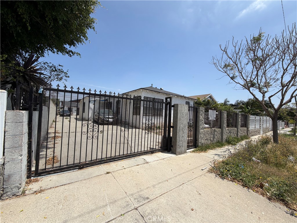 Residential in Los Angeles