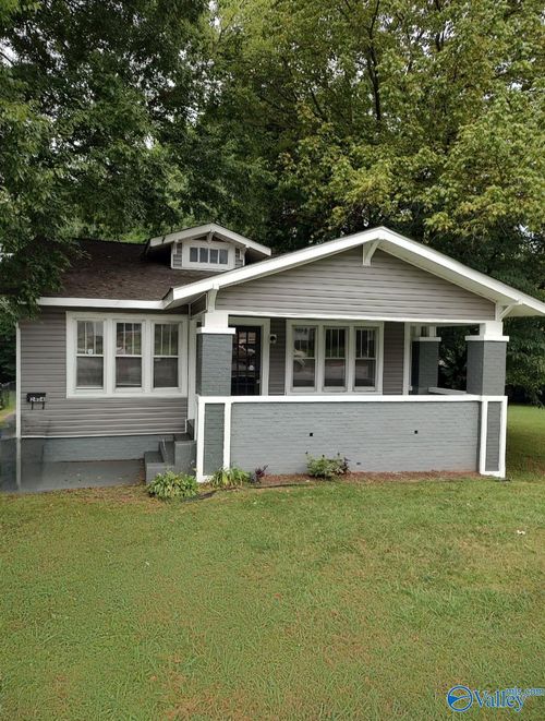 2404 Whitesburg Dr Sw, Huntsville, AL, 35801-2831 | Card Image