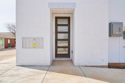 341 Bryan, Denton, TX, 76201 | Card Image