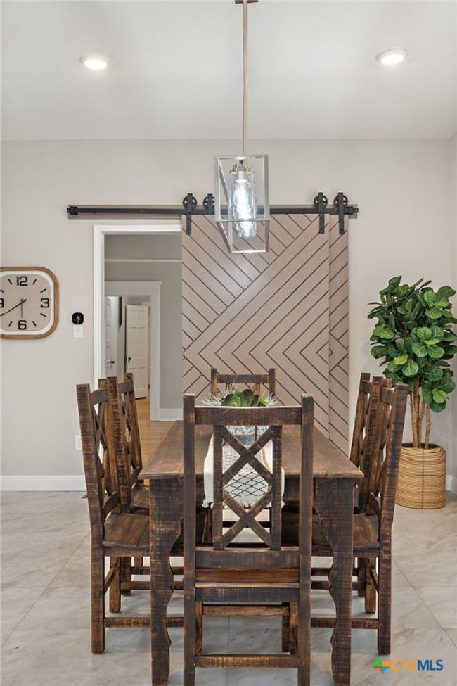 208 5 Th St, House other with 4 bedrooms, 3 bathrooms and null parking in Lampasas TX | Image 13