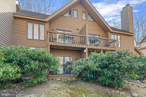 752 Laurelwood, ROSELAND, VA, 22967-8148 | Card Image