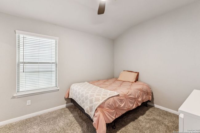 320 Shelton Pass, House other with 4 bedrooms, 3 bathrooms and null parking in Cibolo TX | Image 25