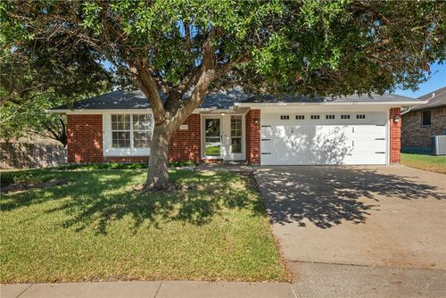 1531 Strasburg Cir, College Station, TX, 77845-4028 | Card Image