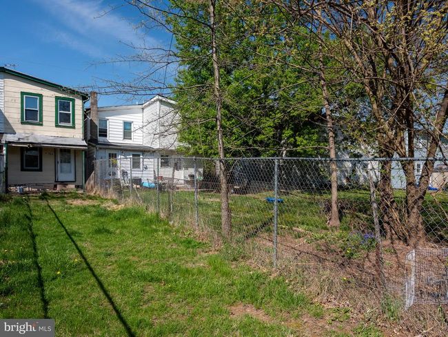 564 Walnut St, Townhouse with 2 bedrooms, 1 bathrooms and null parking in POTTSTOWN PA | Image 18