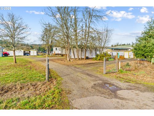 82966 Minnick Rd, Dexter, OR, 97431-9603 | Card Image