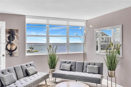 apt-970-801 Brickell Bay Dr, Miami, FL, 33131-2938 | Card Image