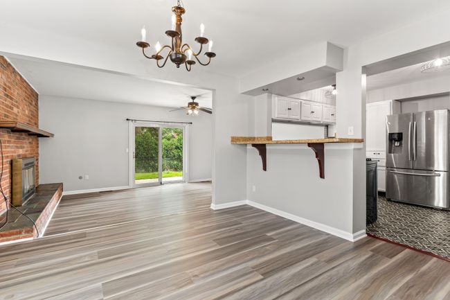 16592 Country Club Dr, House other with 3 bedrooms, 2 bathrooms and null parking in Livonia MI | Image 11