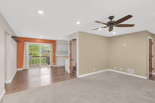 405 1st Ave Se, New Prague, MN, 56071-1903 | Card Image