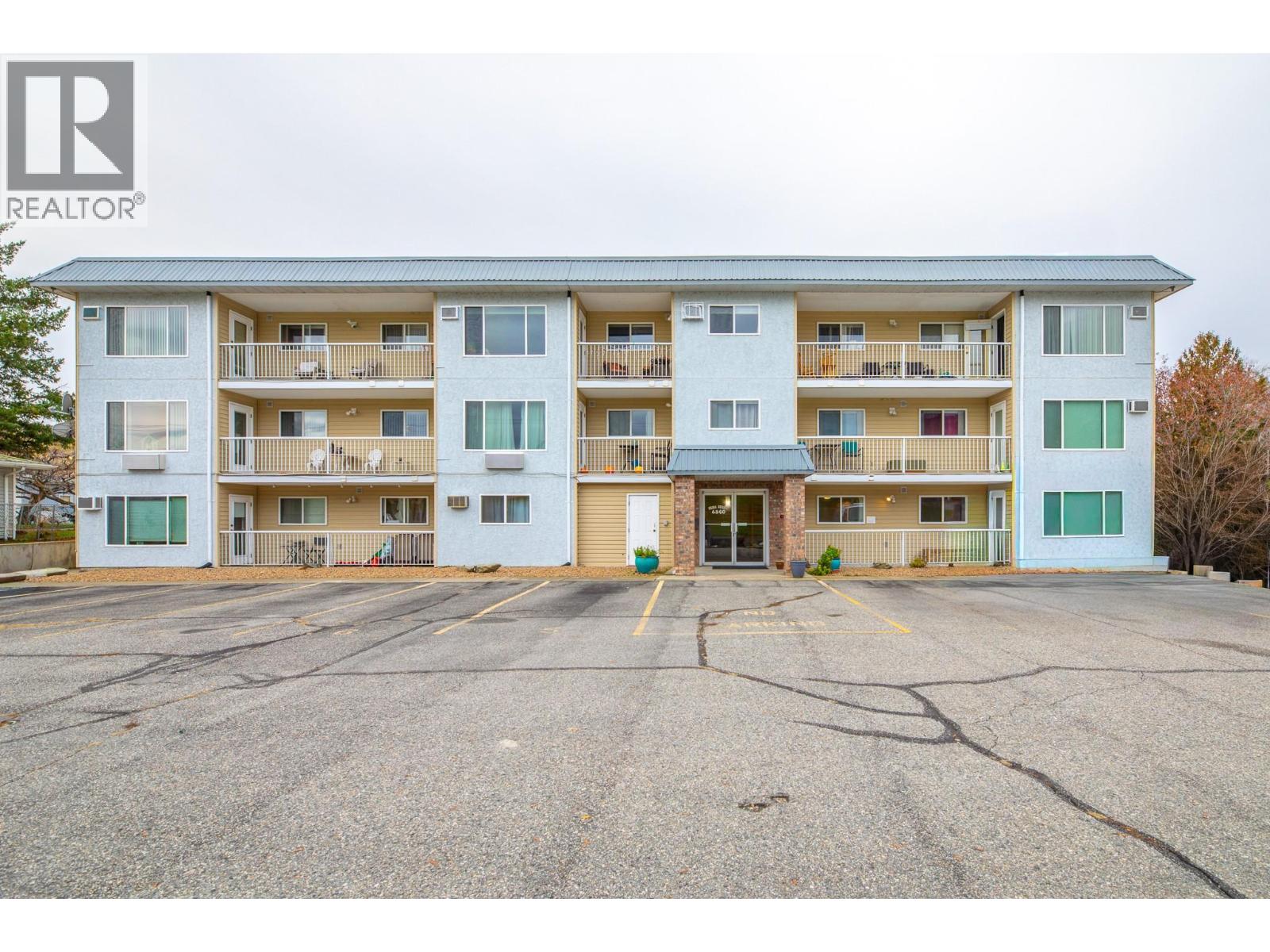 Residential in Osoyoos 5