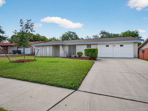 4230 Eagle Nest, San Antonio, TX, 78233-6916 | Card Image