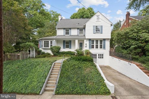 3921 Aspen St, CHEVY CHASE, MD, 20815-5060 | Card Image