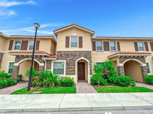 5271 Ashley River Rd, West Palm Beach, FL, 33417-8350 | Card Image